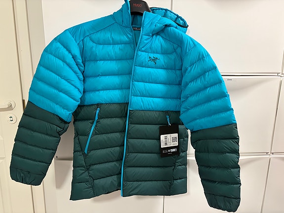 Product image 1 of 4