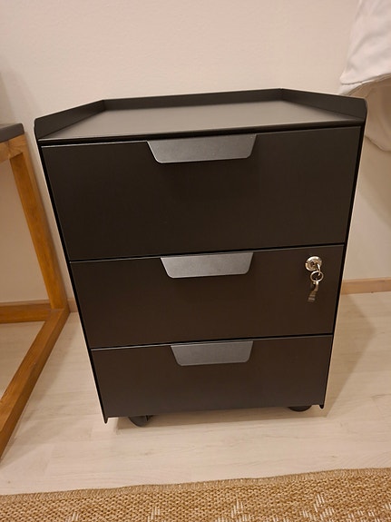 Product image 1 of 6