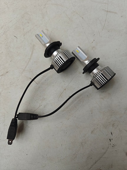 Product image 1 of 5