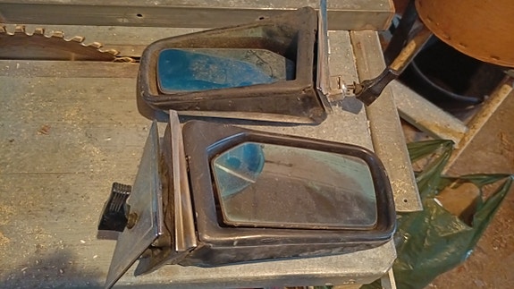 W115 peilit