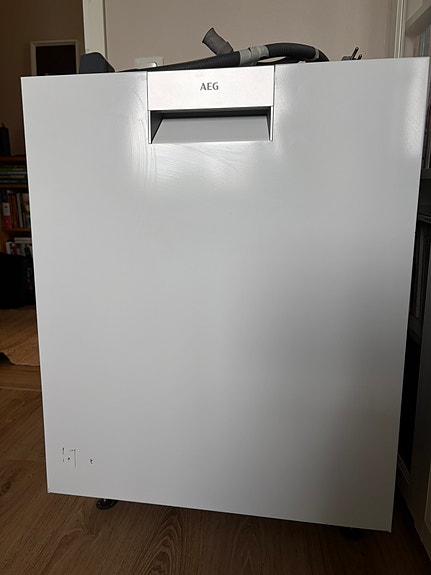 AEG Astianpesukone (vähän käytetty) FBB83707PW
