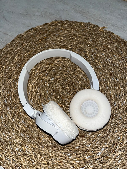 JBL Bluetooth kuulokkeet