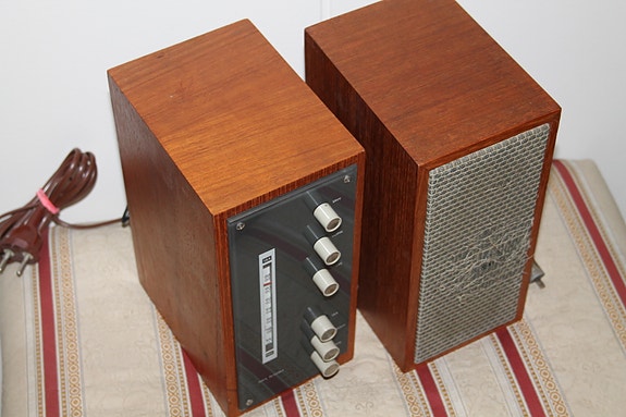 Product image 1 of 10